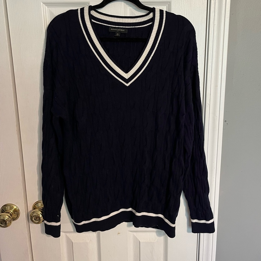 Banana Republic Navy V-Neck Cable Knit Sweater with White Trim